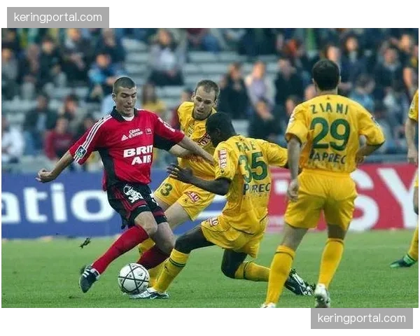 欧塞尔0-0闷平南特，两队均未能打破僵局